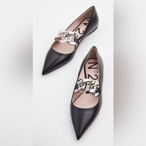 No. 21 Chain Detail Ballet Flats. Size 37.5. Pristine Condition!!